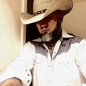 Meet your Posher, Jay